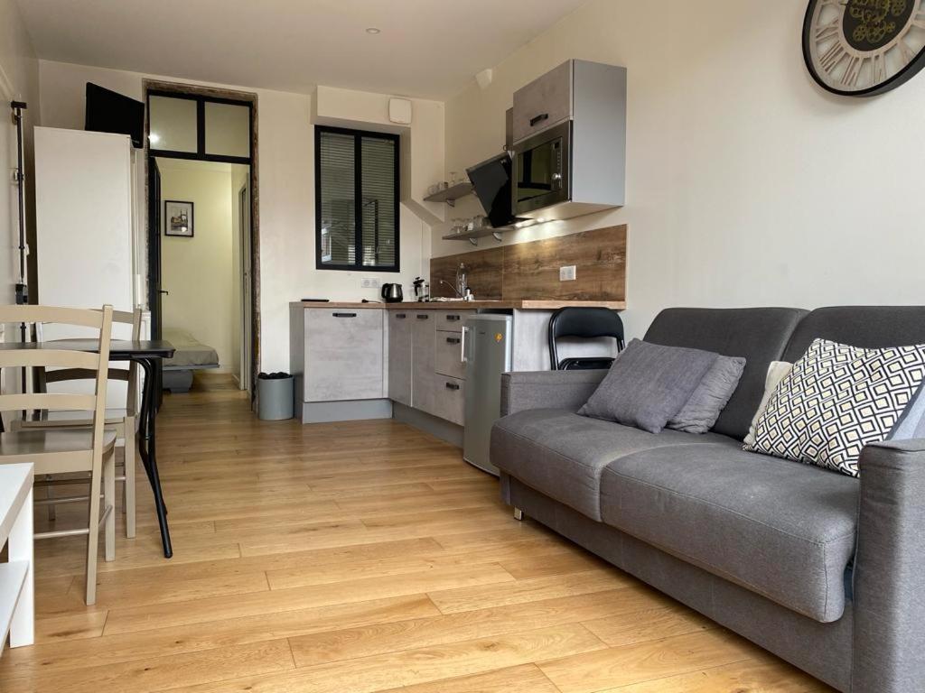 Lyon Standing Historic City Apartment Bagian luar foto